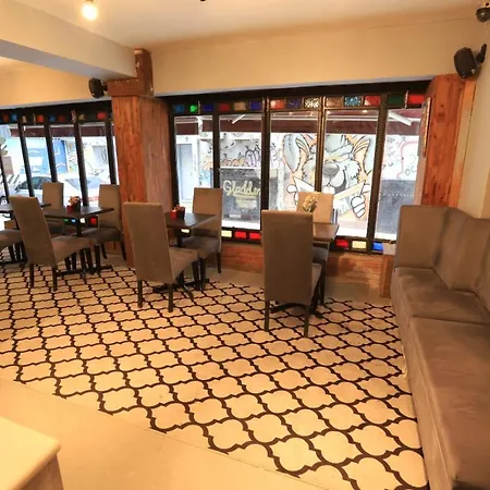 Gladden 3* Istanbul